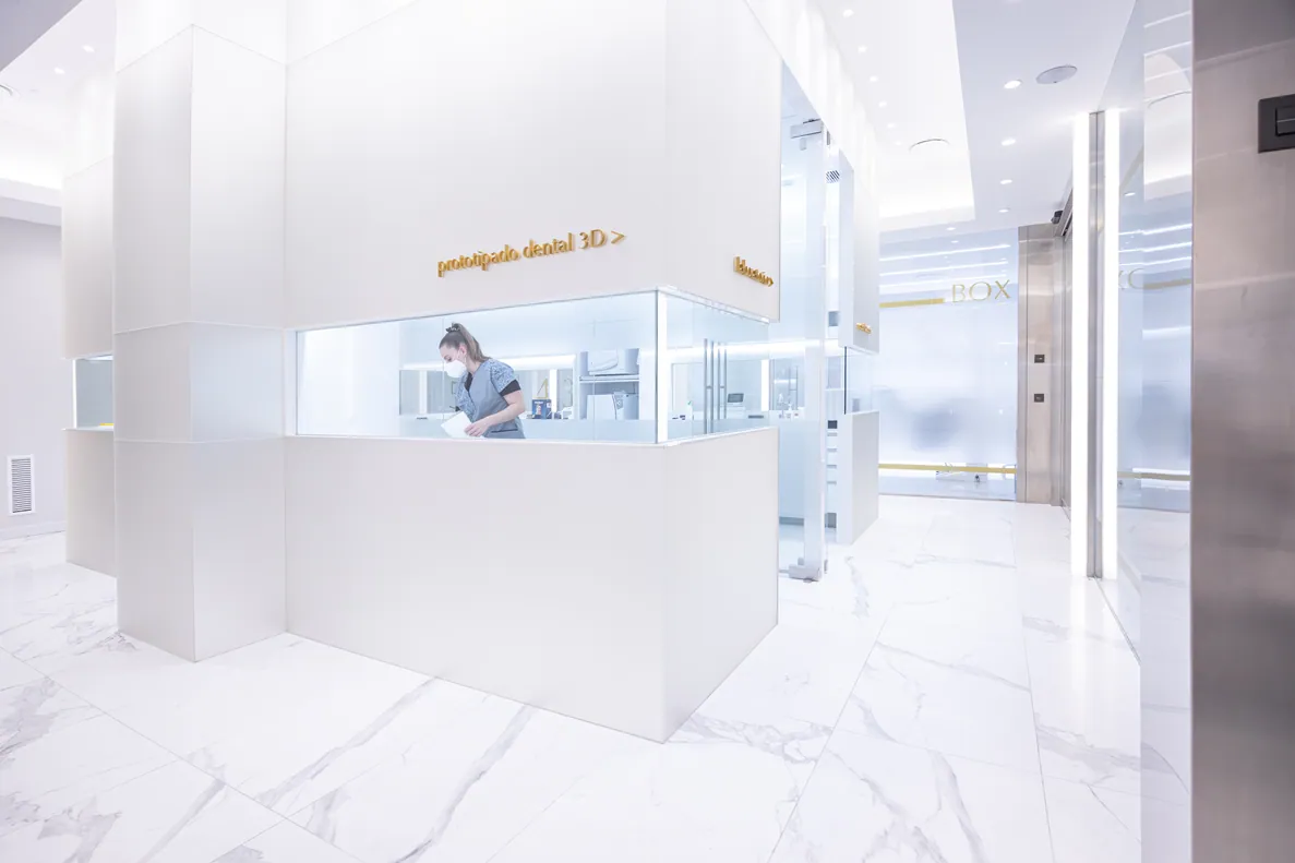 Laboratorio de diseño y prototipado dental 3D en clínica de Logroño