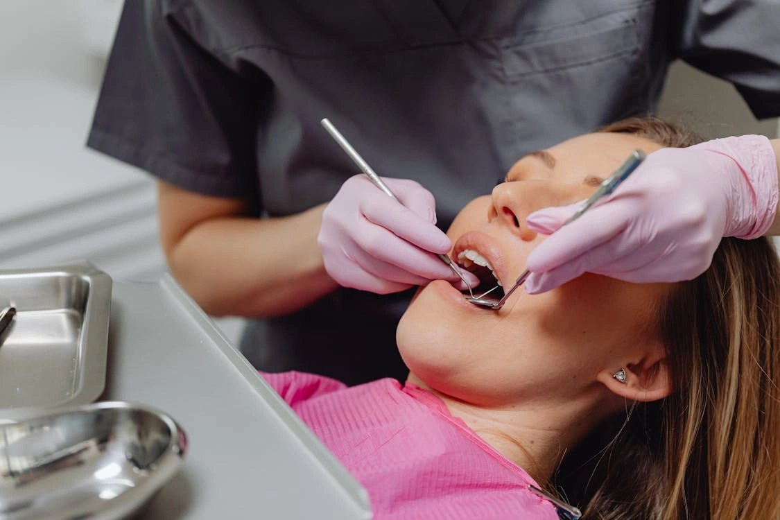 Empastes dentales en Logroño Sur - Tratamiento de caries con composite